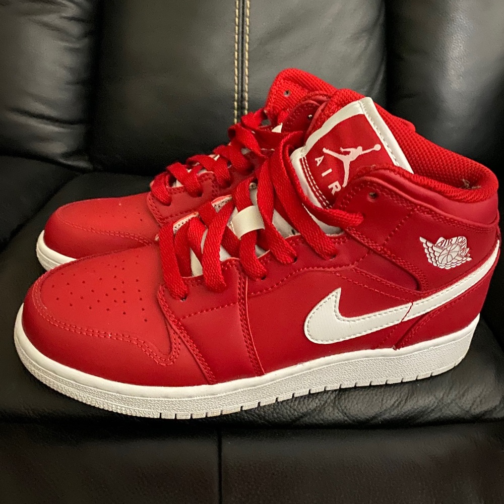 Air Jordan 1 Mid